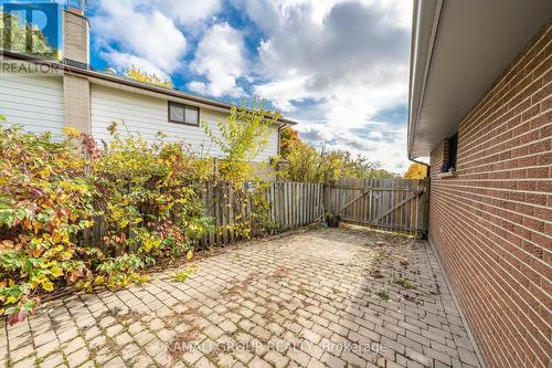 913 Carnaby Crescent, Oshawa, ON - Outdoor