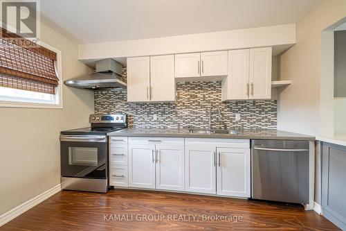 913 Carnaby Crescent, Oshawa, ON - Indoor Photo Showing Kitchen