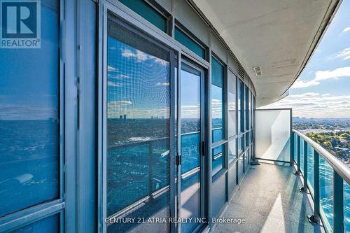 1935 - 7161 Yonge Street, Markham, ON - Outdoor With Balcony With Exterior