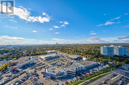 1935 - 7161 Yonge Street, Markham, ON - Outdoor With View