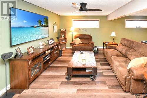 3204 Leduc Ave, Val Caron, ON - Indoor Photo Showing Living Room