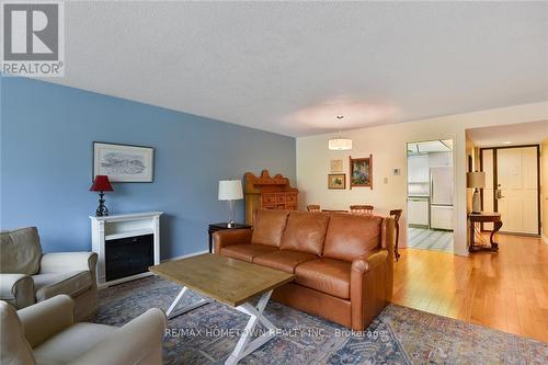 405 - 55 Water Street E, Brockville, ON - Indoor Photo Showing Living Room