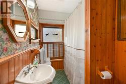 4 piece bathroom - 