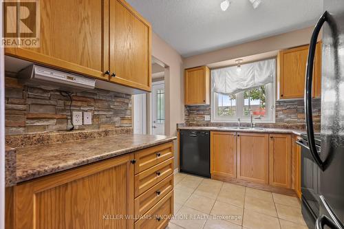 50 - 535 Windflower Crescent, Kitchener, ON - Indoor Photo Showing Kitchen