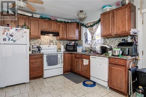 75 Birch, Garson, ON - Indoor Photo Showing Kitchen