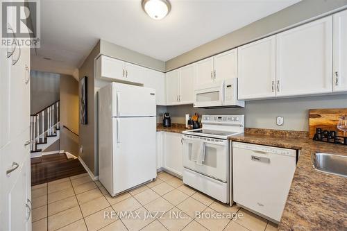 74 Trewin Lane, Clarington (Bowmanville), ON - Indoor Photo Showing Kitchen