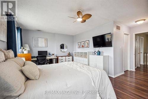 74 Trewin Lane, Clarington (Bowmanville), ON - Indoor Photo Showing Bedroom