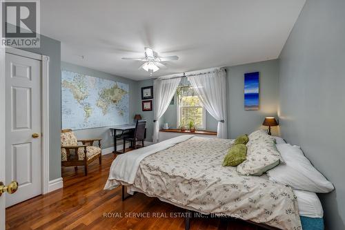 542 Larmer Line, Cavan Monaghan, ON - Indoor Photo Showing Bedroom