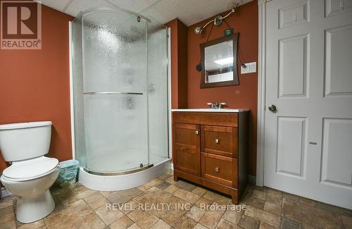 1299 Gatineau Boulevard, Timmins (Main Area), ON - Indoor Photo Showing Bathroom