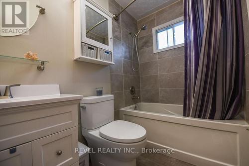 1299 Gatineau Boulevard, Timmins (Main Area), ON - Indoor Photo Showing Bathroom