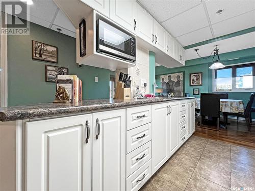 508 611 University Drive, Saskatoon, SK - Indoor Photo Showing Kitchen