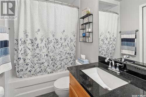 110 615 Mcwillie Avenue, Saskatoon, SK - Indoor Photo Showing Bathroom