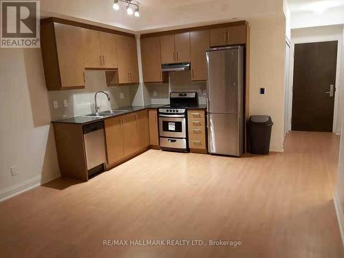 1110 - 68 Canterbury Place, Toronto, ON - Indoor Photo Showing Kitchen