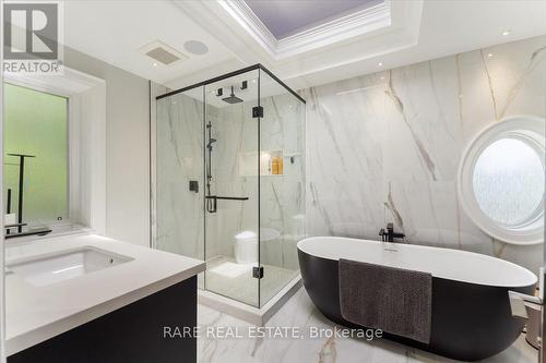 1566 Mount Pleasant Road, Toronto, ON - Indoor Photo Showing Bathroom