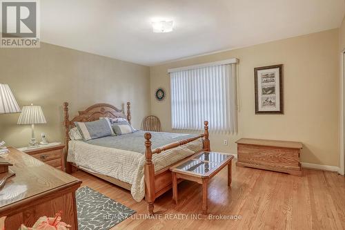 42 Summerside Crescent, Toronto, ON - Indoor Photo Showing Bedroom