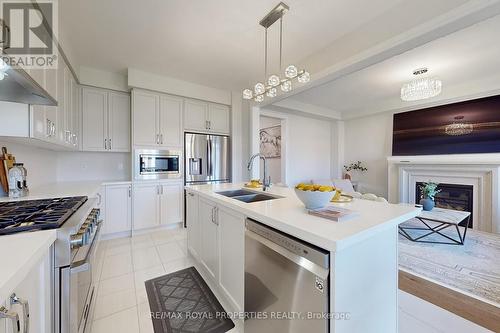 73 Fruitful Crescent, Whitby, ON - Indoor Photo Showing Kitchen With Stainless Steel Kitchen With Double Sink With Upgraded Kitchen