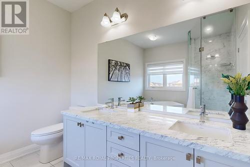 73 Fruitful Crescent, Whitby, ON - Indoor Photo Showing Bathroom