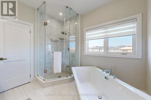 73 Fruitful Crescent, Whitby, ON - Indoor Photo Showing Bathroom