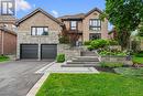 29 Marsh Harbour, Aurora, ON  - Outdoor With Facade 