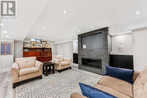 29 Marsh Harbour, Aurora, ON - Indoor Photo Showing Living Room With Fireplace