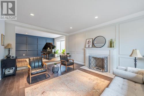 29 Marsh Harbour, Aurora, ON - Indoor Photo Showing Living Room With Fireplace