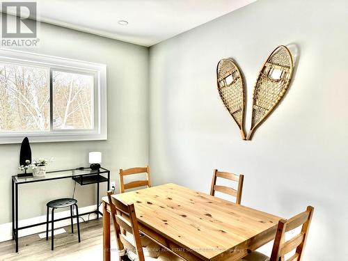 127 Maskinonge Road, Tay, ON - Indoor Photo Showing Dining Room