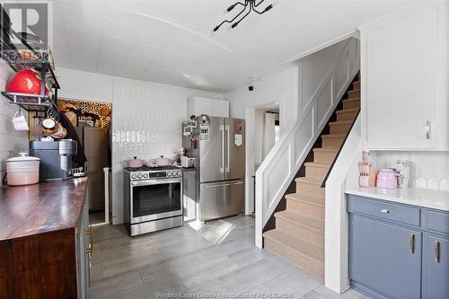 1163 Langlois, Windsor, ON - Indoor Photo Showing Kitchen