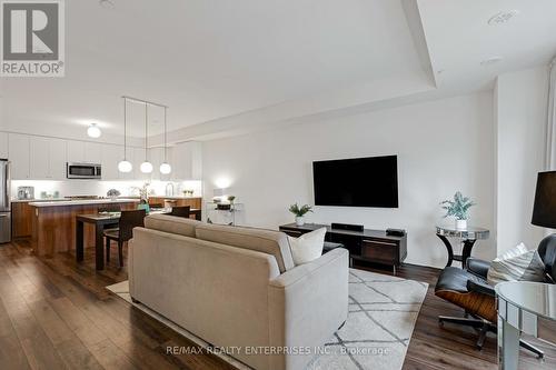 10 - 2255 Mcnab Lane S, Mississauga, ON - Indoor Photo Showing Living Room