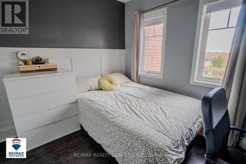 26 Larson Peak Road, Caledon, ON - Indoor Photo Showing Bedroom