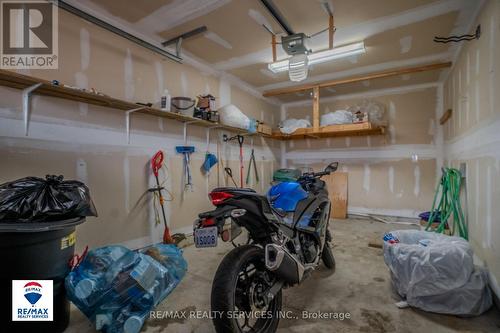 26 Larson Peak Road, Caledon, ON - Indoor Photo Showing Garage