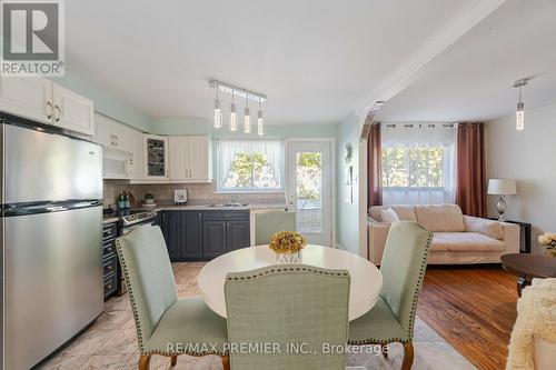 164 Avondale Boulevard, Brampton, ON - Indoor Photo Showing Dining Room