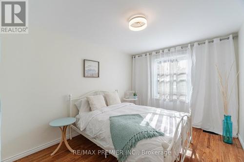 164 Avondale Boulevard, Brampton, ON - Indoor Photo Showing Bedroom