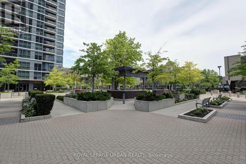 1405 - 9 Valhalla Inn Road, Toronto, ON - Outdoor