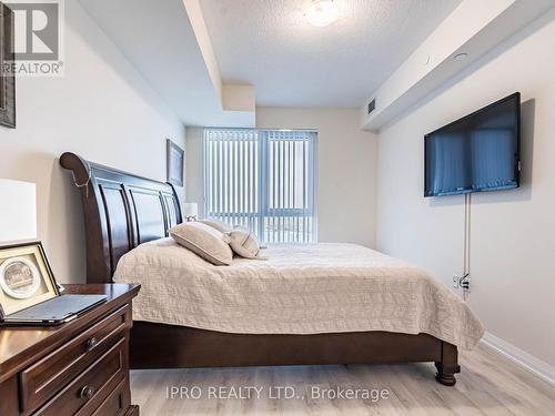 1916 - 35 Watergarden Drive, Mississauga, ON - Indoor Photo Showing Bedroom