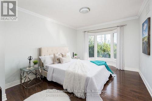 4361 Violet Road, Mississauga, ON - Indoor Photo Showing Bedroom