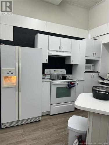 622 Principale Street, Saint-Léonard, NB - Indoor Photo Showing Kitchen