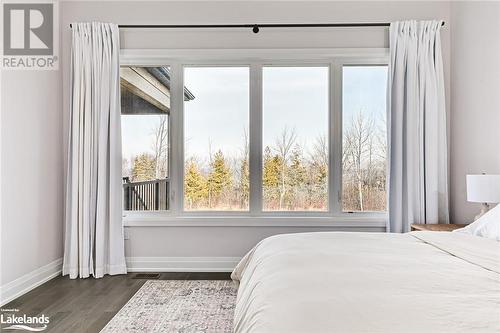 107 Sladden Court, Thornbury, ON - Indoor Photo Showing Bedroom