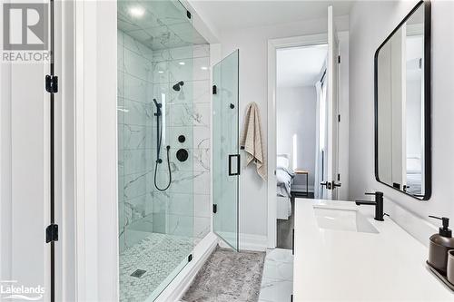 107 Sladden Court, Thornbury, ON - Indoor Photo Showing Bathroom