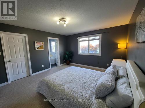 1704 Mickleborough Drive, London, ON - Indoor Photo Showing Bedroom