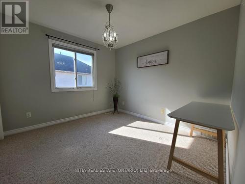 1704 Mickleborough Drive, London, ON - Indoor Photo Showing Other Room