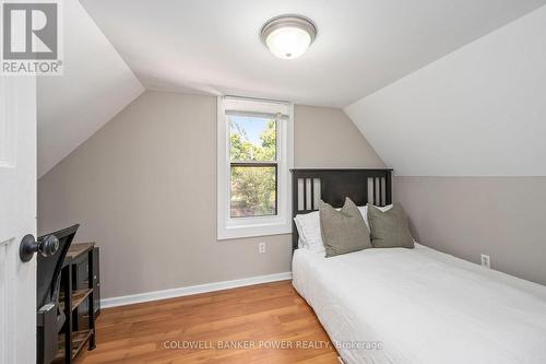 714 Cheapside Street, London, ON - Indoor Photo Showing Bedroom