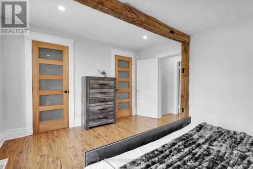 108 Rectory Street, London, ON - Indoor Photo Showing Bedroom