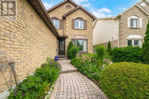 694 Amaretto Avenue, Pickering, ON - Outdoor