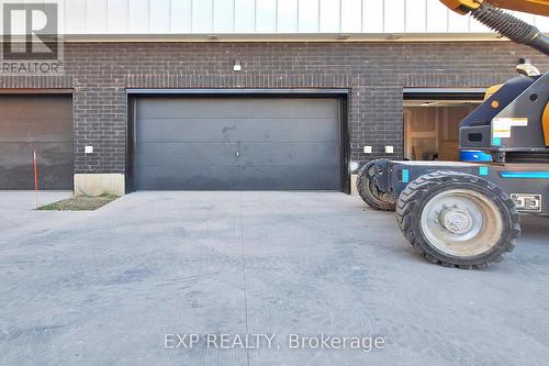 4 Rainwater Lane, Barrie, ON - Outdoor With Exterior