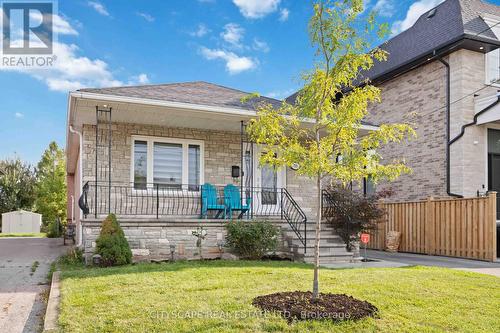 39 Bentworth Avenue, Toronto, ON - Outdoor With Deck Patio Veranda