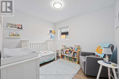 39 Bentworth Avenue, Toronto, ON - Indoor