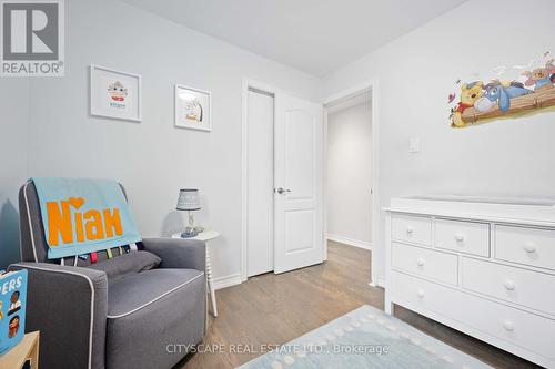 39 Bentworth Avenue, Toronto, ON - Indoor Photo Showing Bedroom