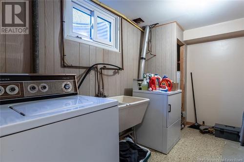 19 Hows Crescent, Moncton, NB - Indoor Photo Showing Laundry Room