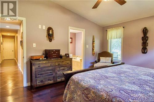 35 Beauvista Avenue, Darlings Island, NB - Indoor Photo Showing Bedroom