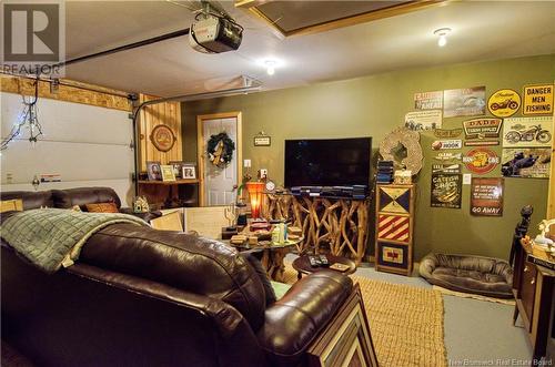 35 Beauvista Avenue, Darlings Island, NB - Indoor